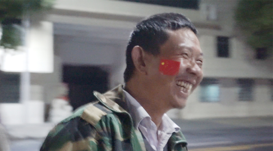 2016年國慶，冷風(fēng)有毒，但國旗暖心